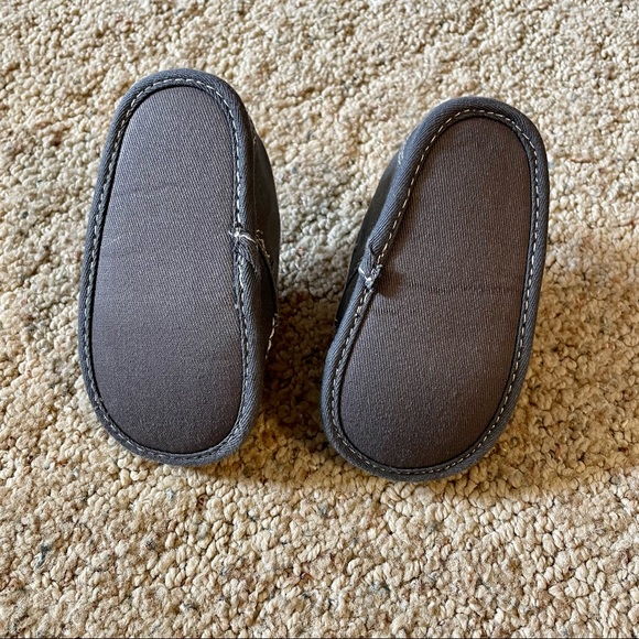 Crazy 8 vest and shoes 6-12 months - Picture 5 of 5